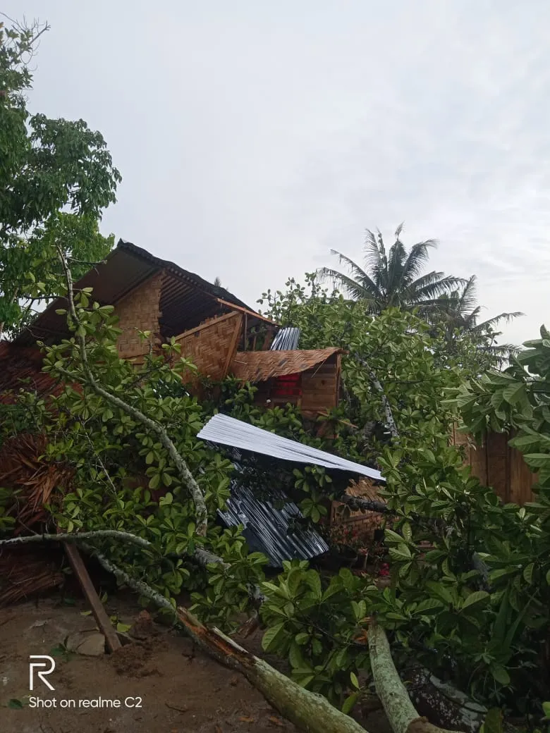 Angin Puting Beliung Landa Sergai, Puluhan Rumah Rusak