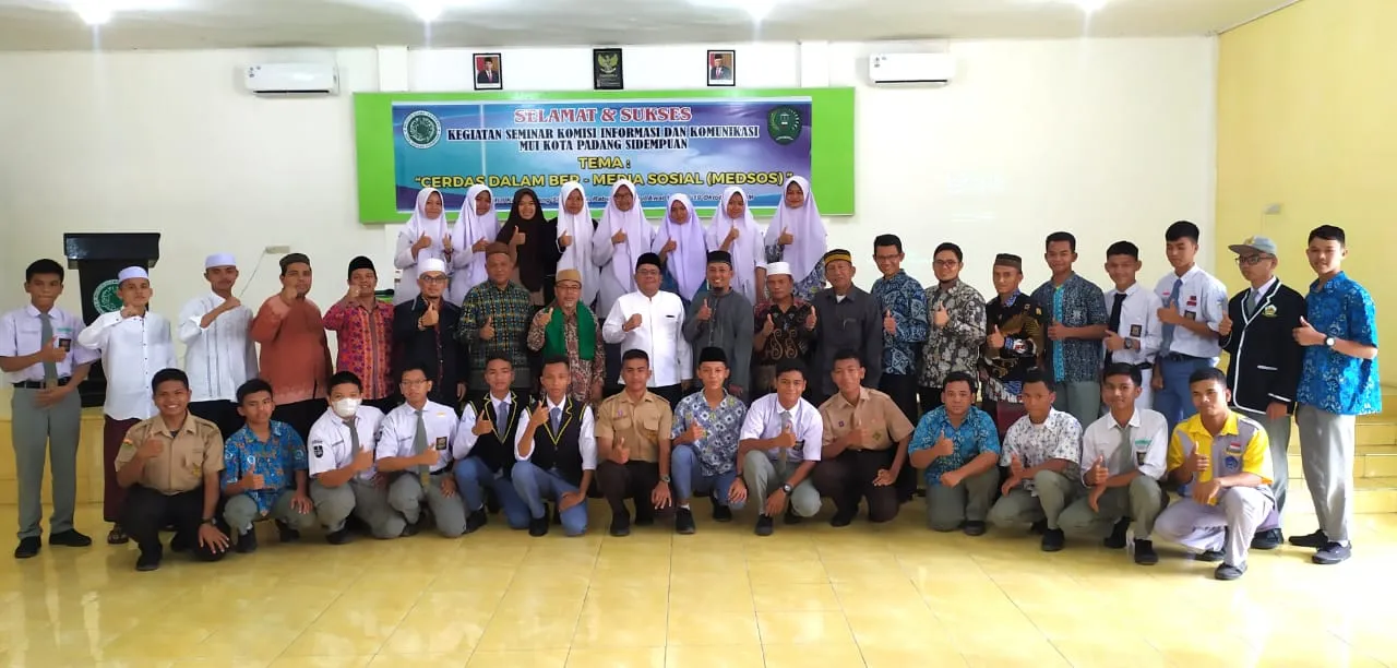 Ketua MUI Sidimpuan : Medsos Bagai Pisau Bermata Dua