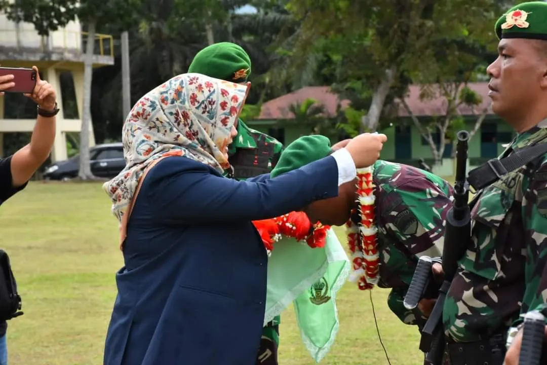 Rasa Haru Dan Bangga Sambut Kedatangan 91 Prajurit Satgas Pamtas RI-PNG