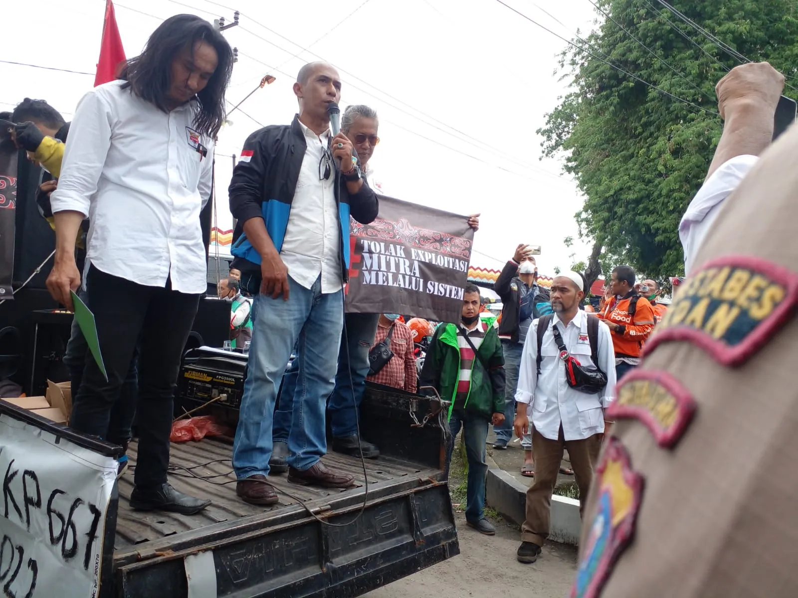 Driver Ojol Tuntut Kominfo Sumut Tertibkan Aplikator Tak Memihak
