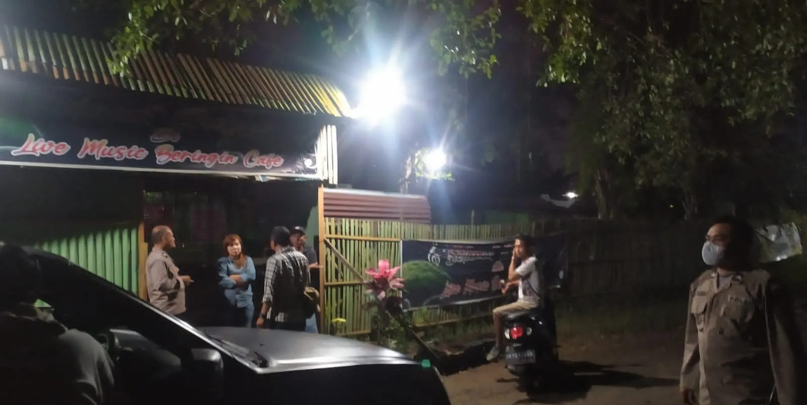 Polsek Percut Tertibkan Cafe-cafe Yang Beroperasi Hingga Larut Malam
