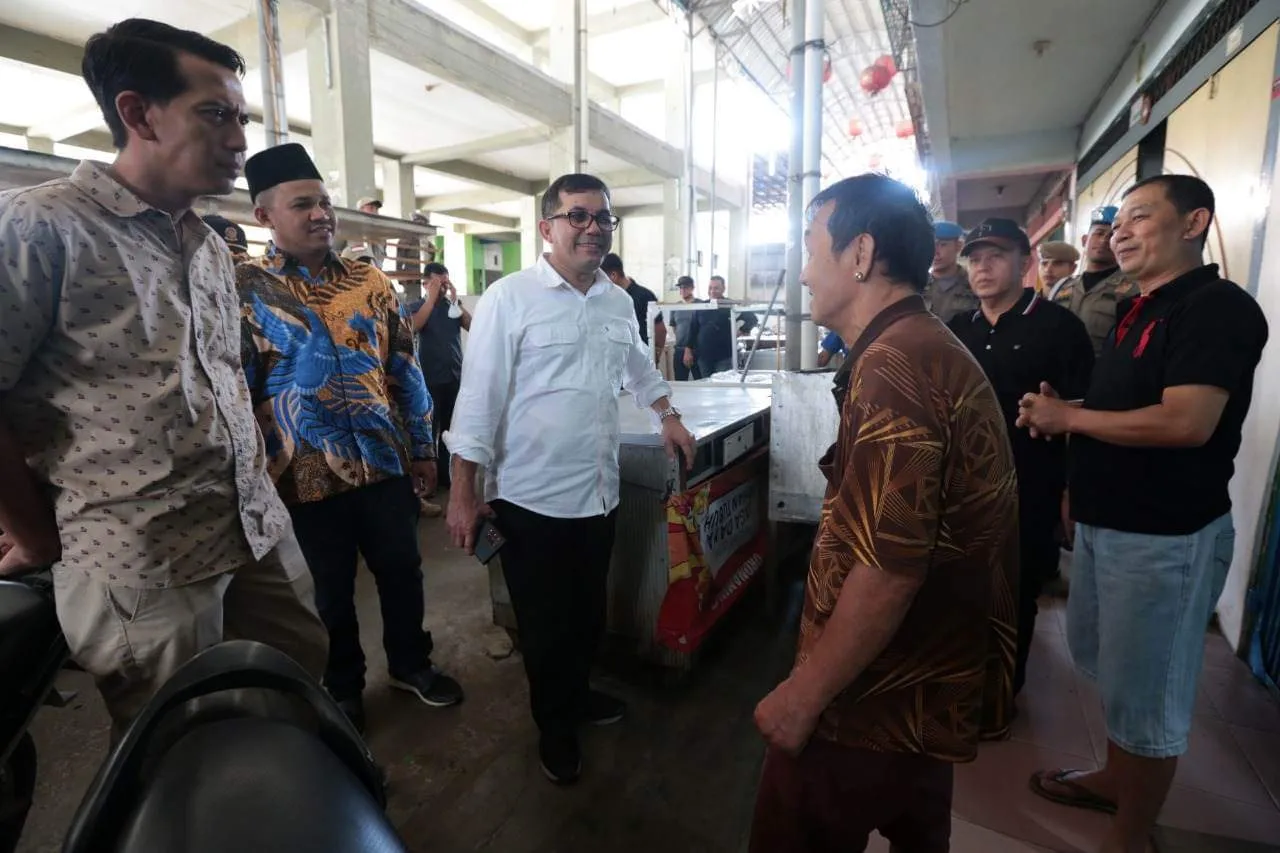 Tiba Di Banda Aceh, Pj Wali Kota Langsung Tinjau Pasar Kartini