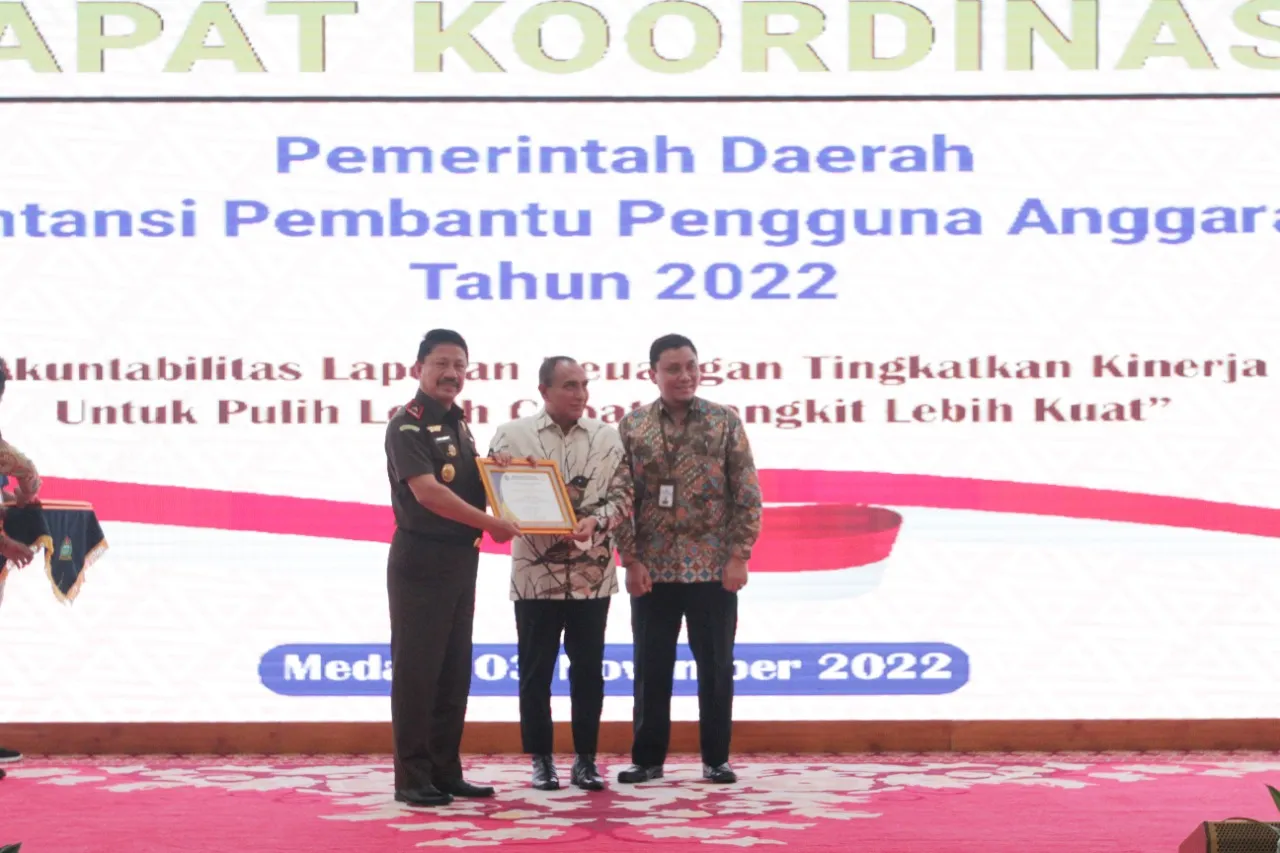 <em>Kejati Sumut Peringkat Pertama Pelaporan Keuangan Terbaik</em>