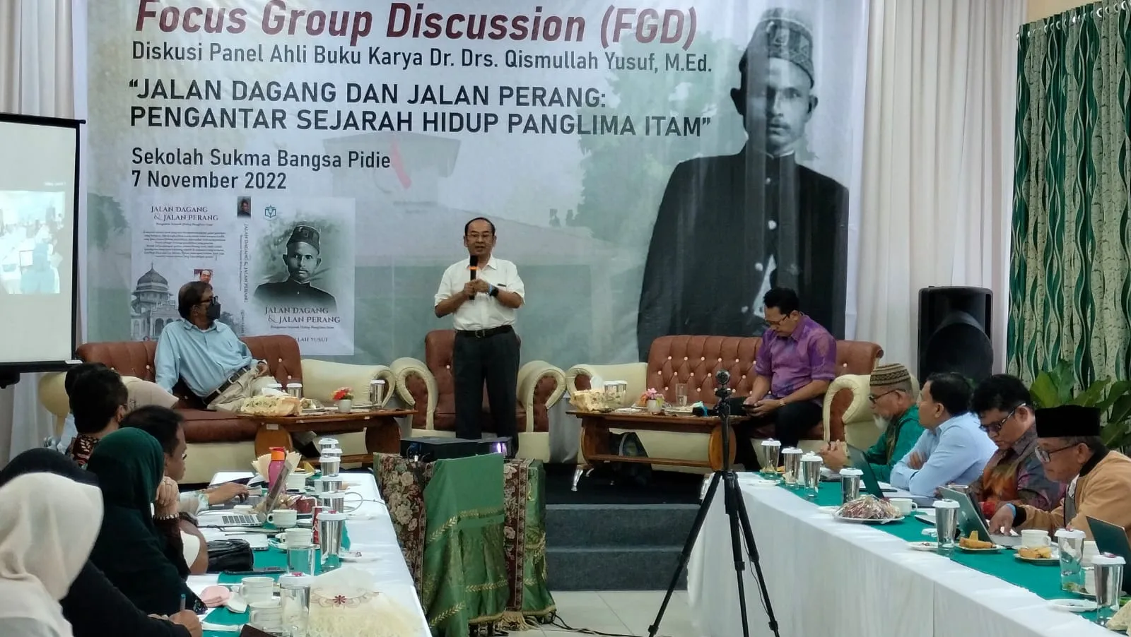 Yayasan Sukma Bangsa Gelar FGD Draf Akhir Buku Karya Prof Qismullah Yusuf