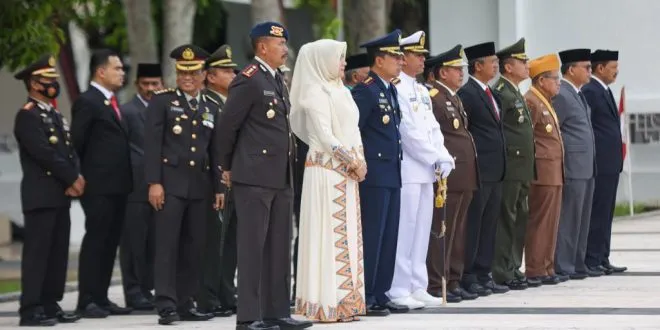 Kapolda Aceh Inspektur Upacara Ziarah Nasional Hari Pahlawan
