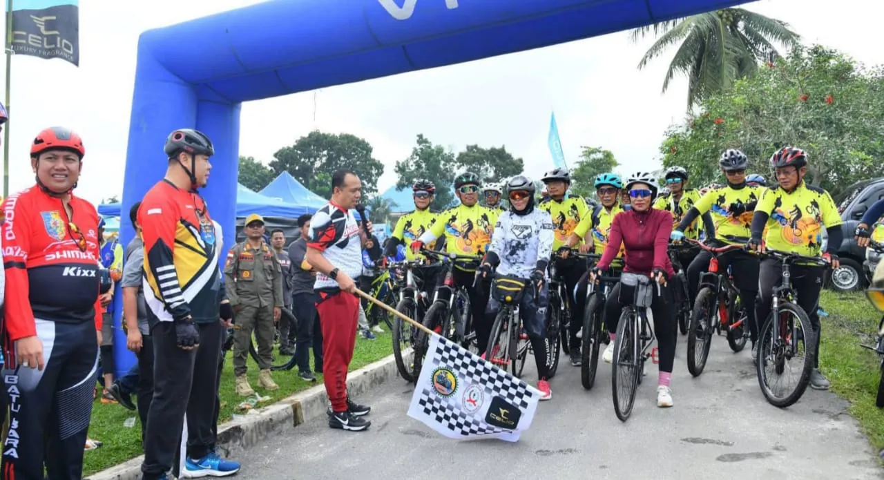 Gowes Bareng Di Batubara, 4 Atlet Terima Penghargaan