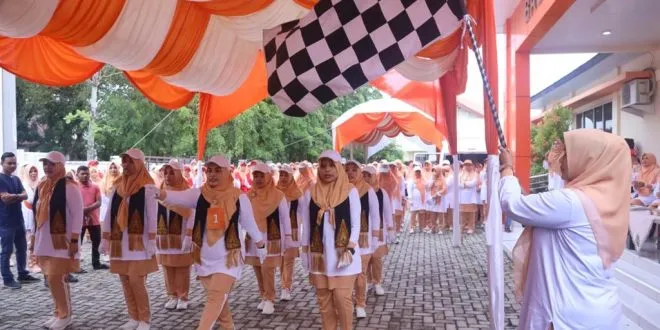 37 Regu Ikuti Lomba Jalan Sehat HUT Ke-23 DWP<br>