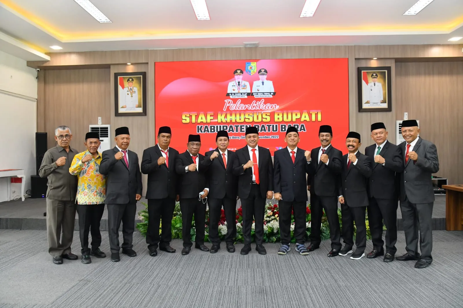 Bantu Tugas Pemerintahan, Bupati Zahir Lantik 9 Staf Khusus