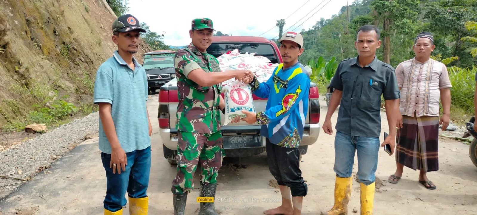 1 Ton Beras Untuk Korban Longsor Di Samar Kilang