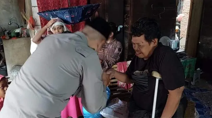 Cepat Tanggap Khas Polres Madina Membantu Warga