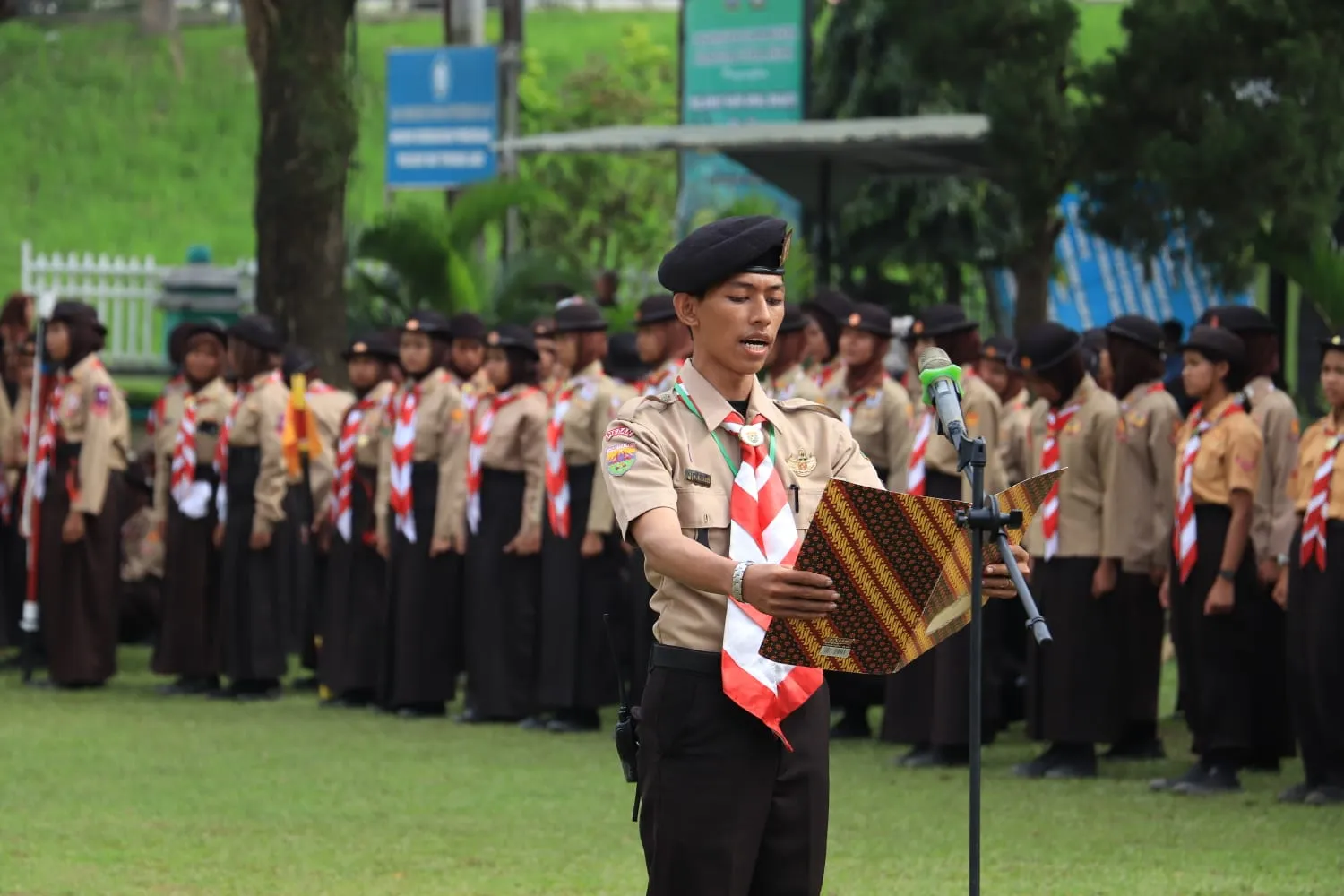 Pramuka Penggalang Deklarasi Selamatkan Bumper Sibolangit