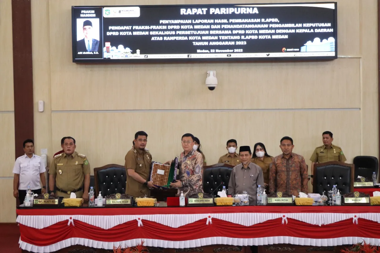 DPRD Medan dan Pemko Medan Sahkan APBD Kota Medan 2023