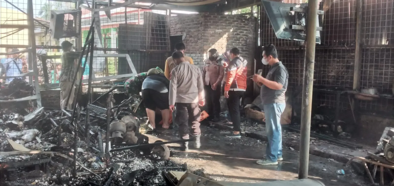 Jemput Istri Di Medan, Rumah Riko Terbakar