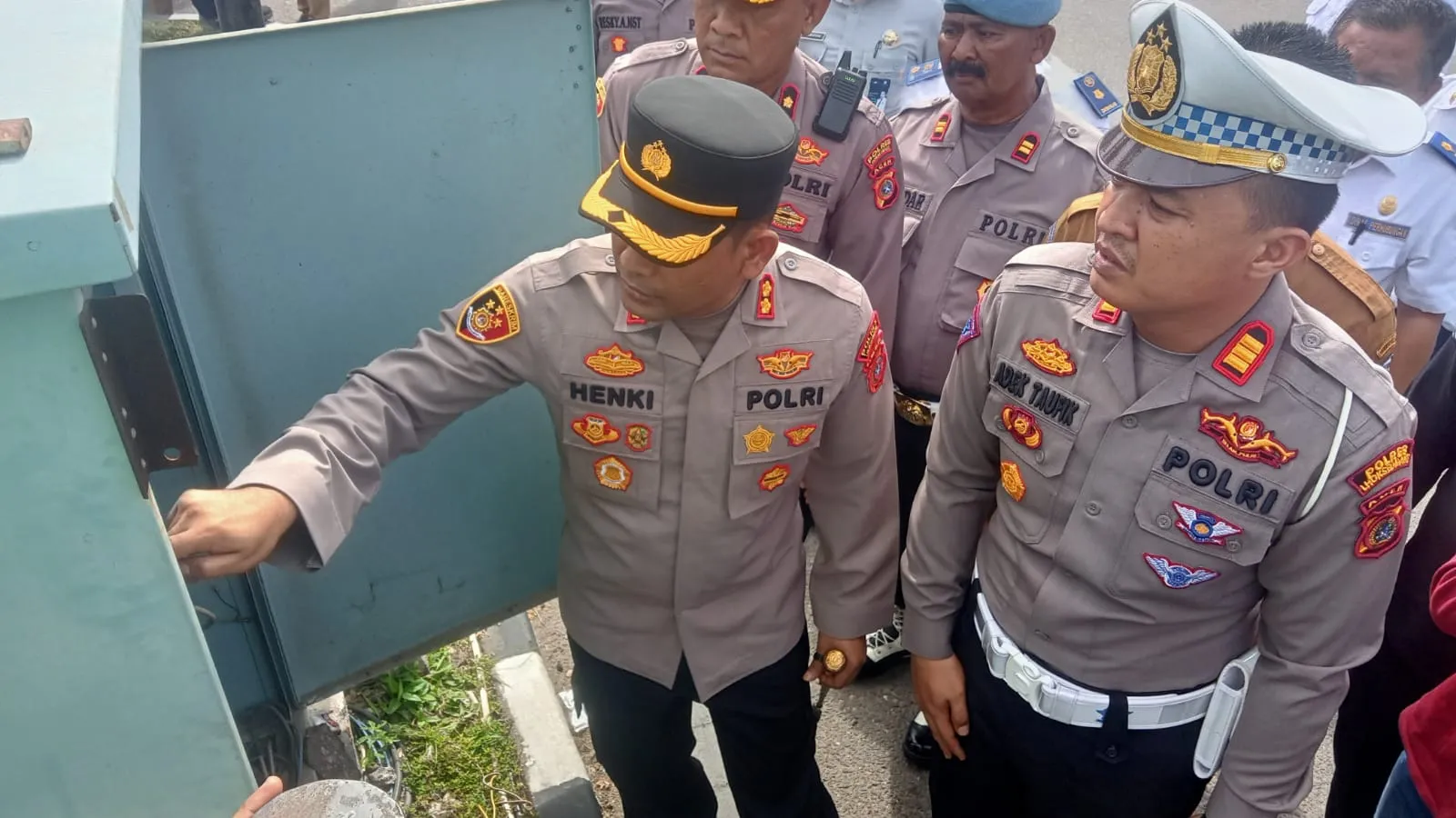 Tekan Laka Lantas, Kapolres Lhokseumawe Resmikan Voice Announcer Di Persimpangan Jalan.