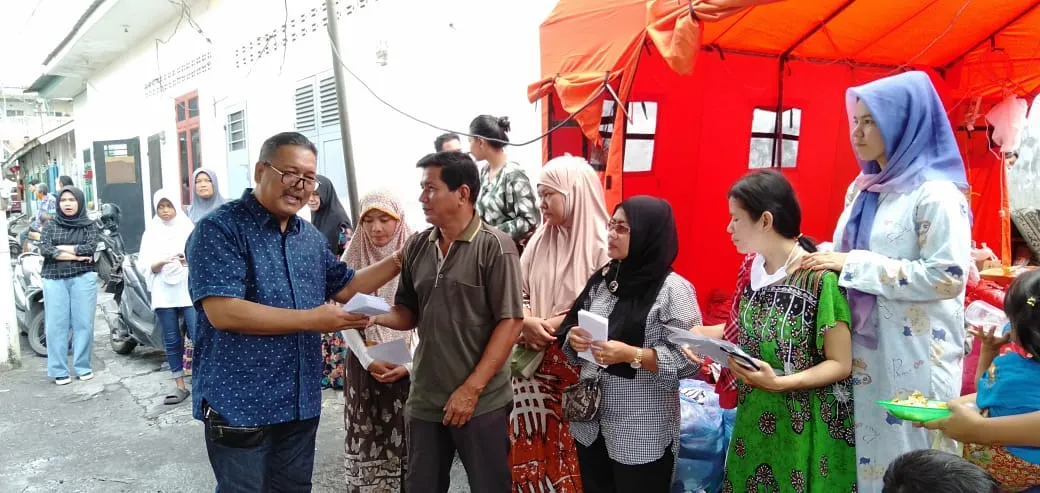 Korban Kebakaran Terharu Terima Bantuan Dari Tuahman Purba