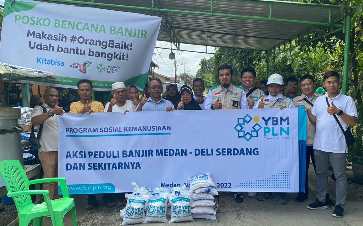 YBM PLN Serahkan Bantuan untuk Korban Banjir Deliserdang