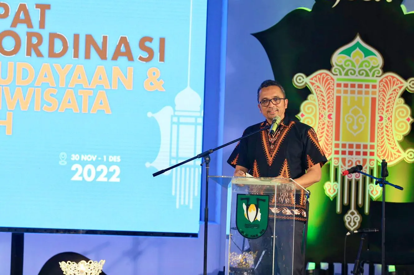 <em>Buka Rakor Pariwisata se-Aceh, Pj Wali Kota Sabang Bahas Strategi Peningkatan Kualitas Wisata</em>