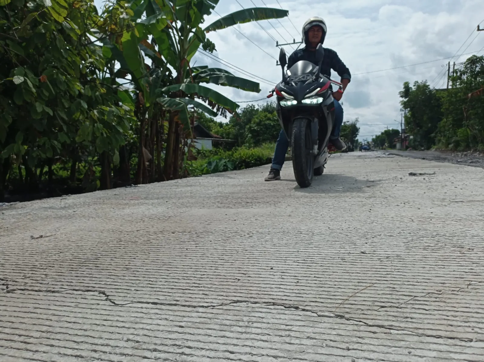 LC Dan Beton Rigid Jln Umar Baki Retak, Kires: Kita Bawa Ke Hukum