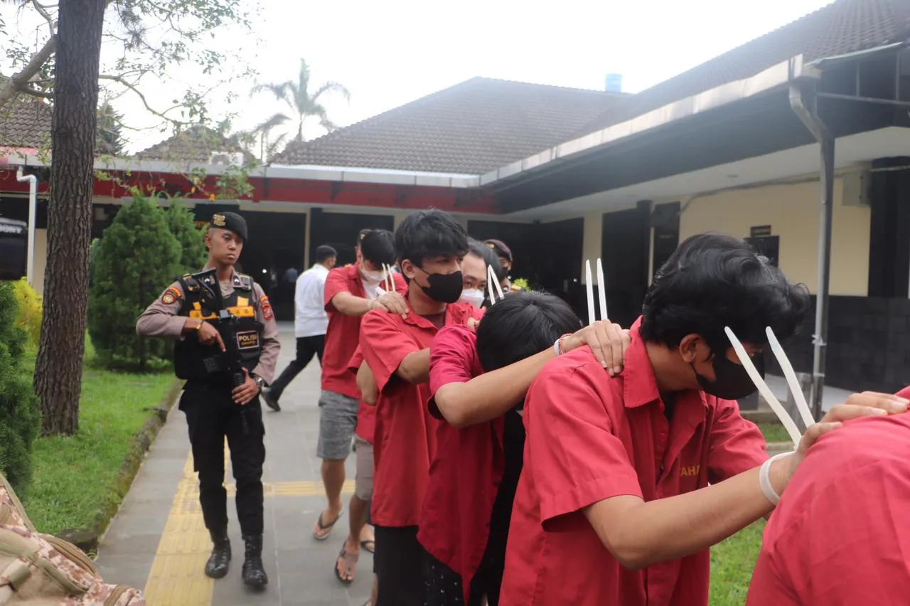Poldasu Limpahkan 15 Tersangka Judi Online Ke Jaksa