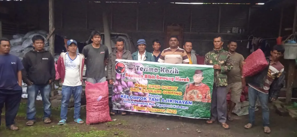 Baskami Salurkan Bantuan Bibit Bawang Merah Dan Pupuk Organik Ke Petani Karo