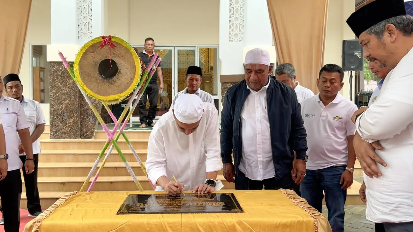 Direktur Pelaksana PT Perkebunan Nusantara III Resmikan Mesjid Al-Falah, Sei Dadap Di Asahan