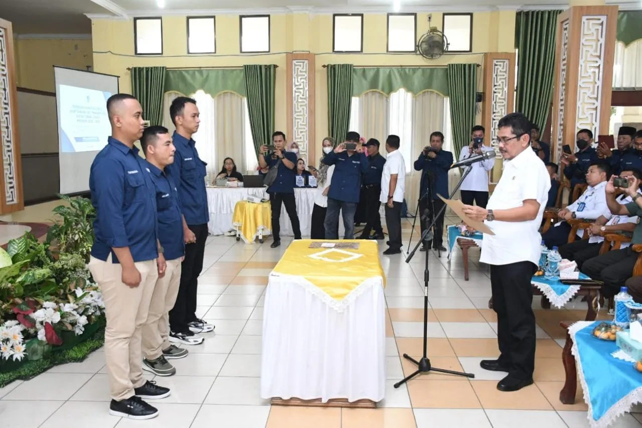 Pj Wali Kota Kukuhkan Pengurus Wartawan Unit Pemko Tebingtinggi