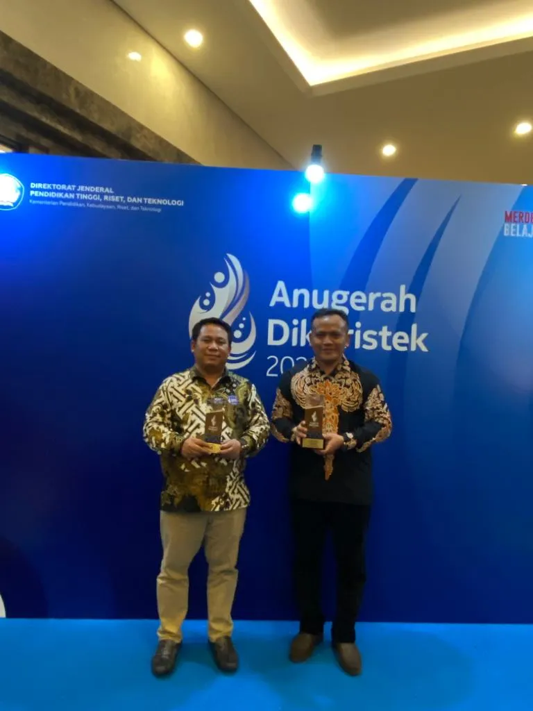 Unimed Raih 2 Penghargaan Dari Kemendikbud Ristek