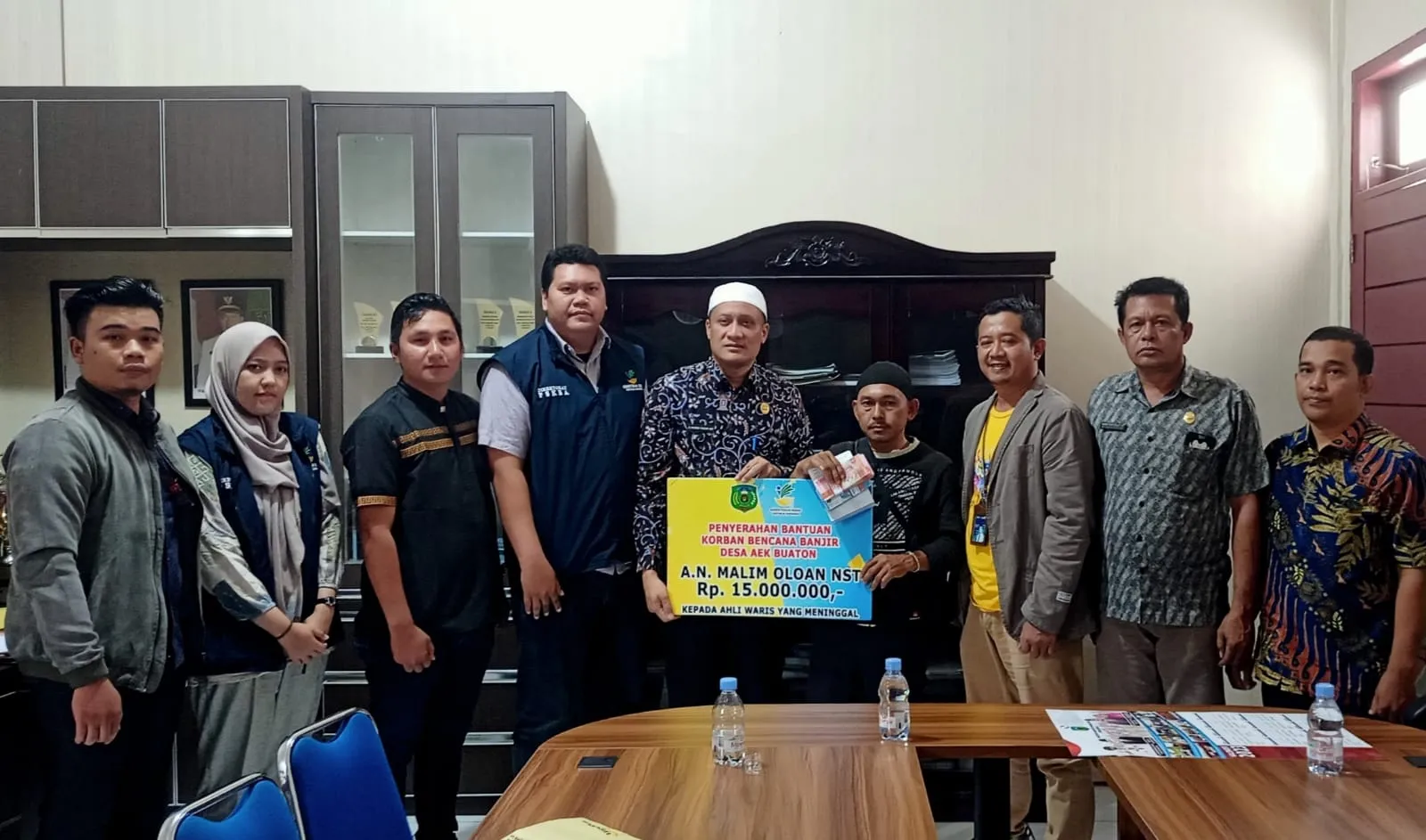 Keluarga Korban Hanyut Aek Buaton Dapat Bantuan Modal Usaha Produktif