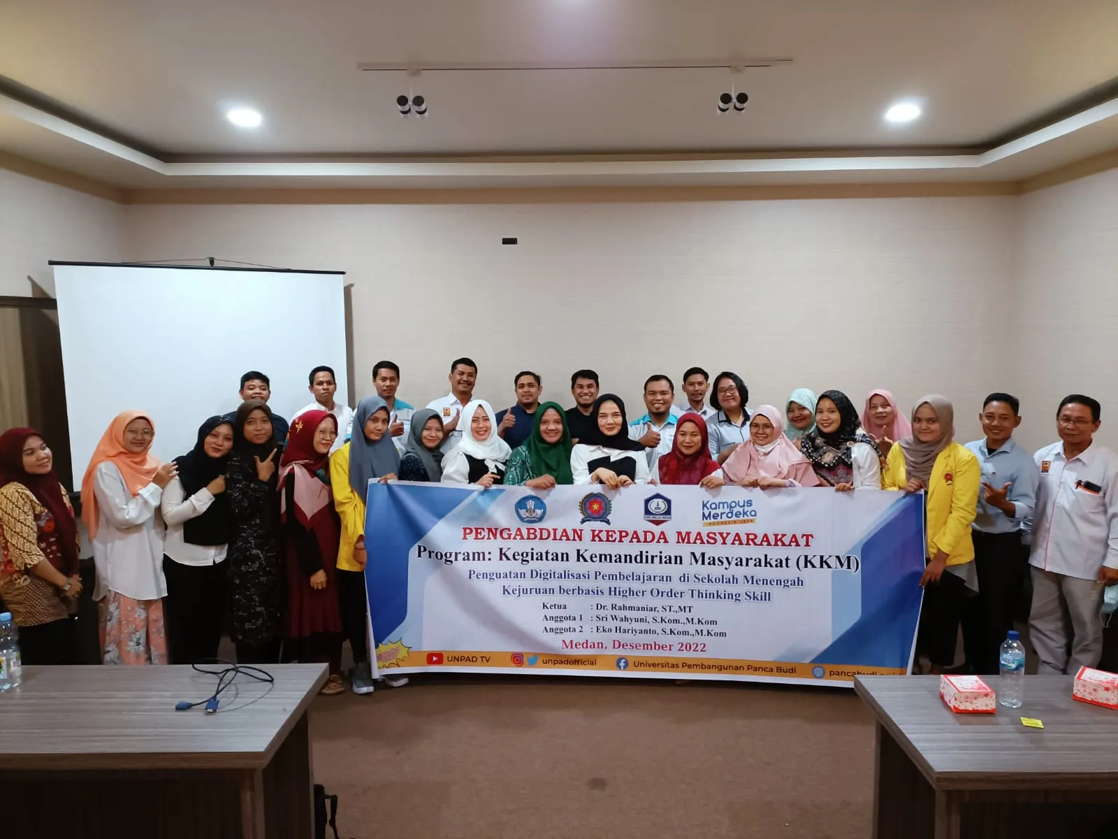 Tim Dosen UNPAB Edukasi Guru, Siswa SMKS Imelda Lewat Program KKM