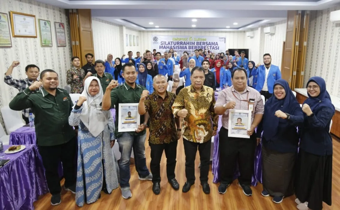 FISIP UMSU Berikan Apresiasi Puluhan Mahasiswa Berprestasi