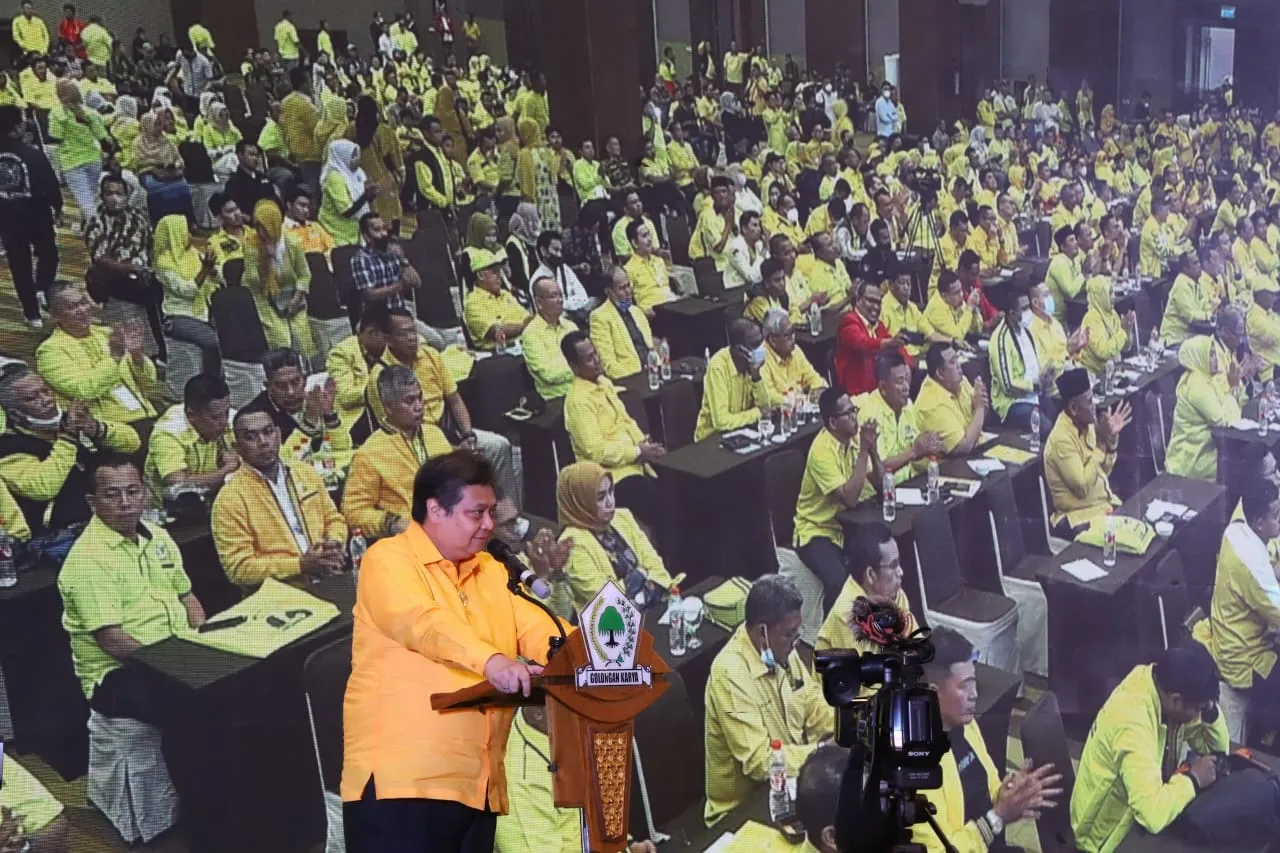Airlangga Ingatkan Kader Golkar Sumut Solid Satu Komando dengan Ijeck