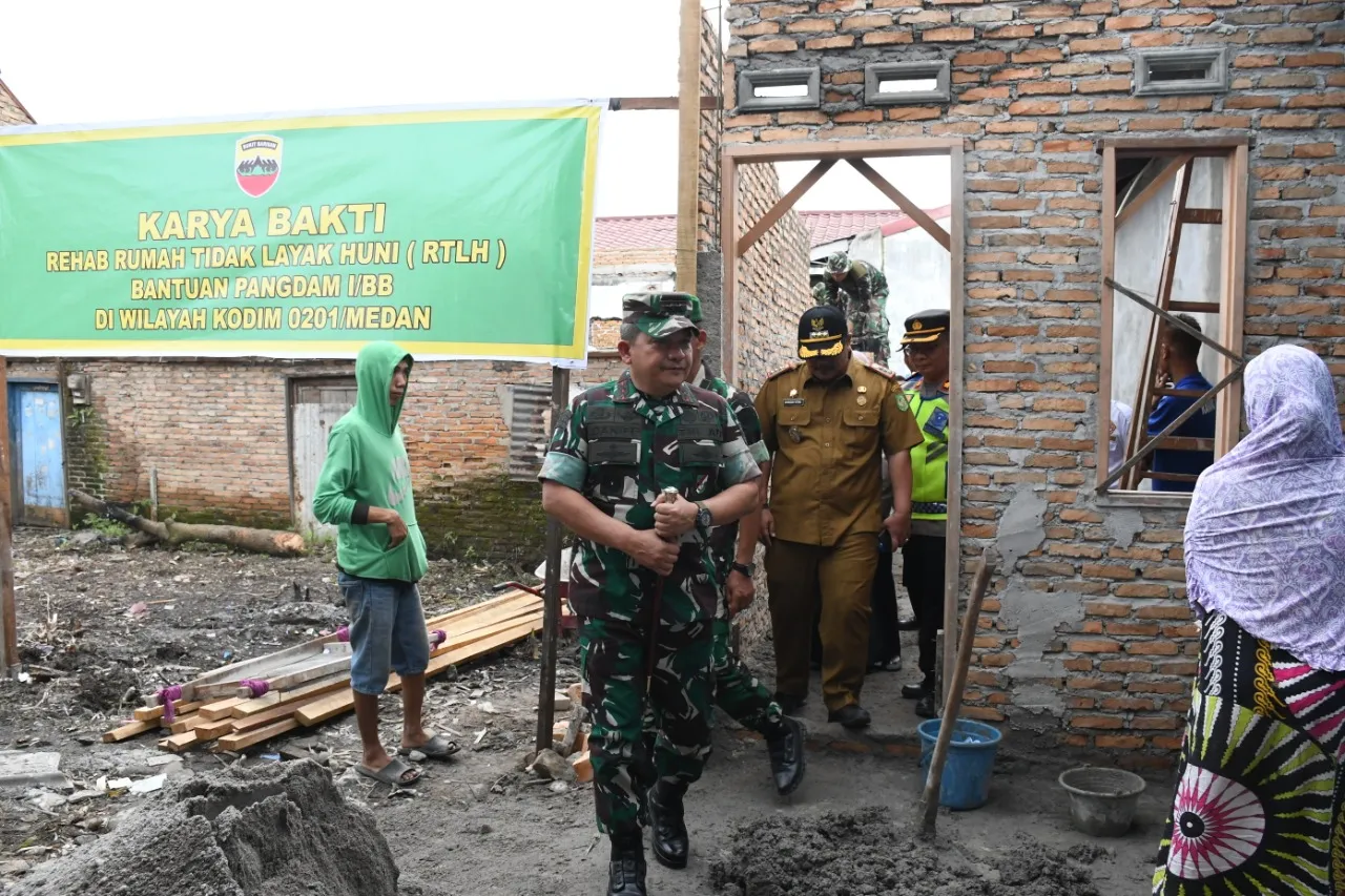 Pangdam I/BB Cek Kondisi Anak Asuh Stunting Dan Rehab RTLH
