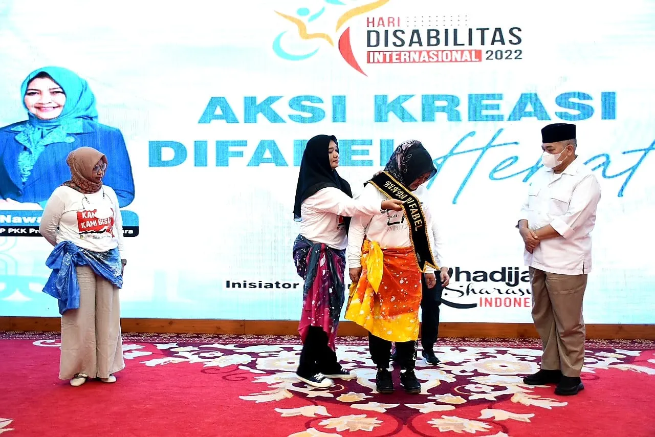 KSI Menobatkan Nawal Lubis Sebagai 'Bunda Difabel Sumut'