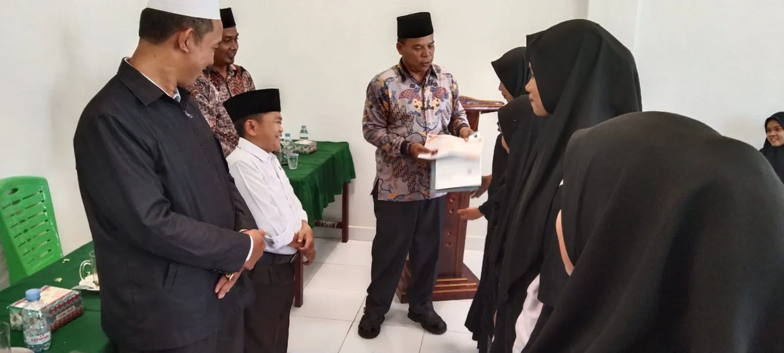 Alumni BLKK Ruhul Islam Harus Bisa Menjadi Penjahit Profesional