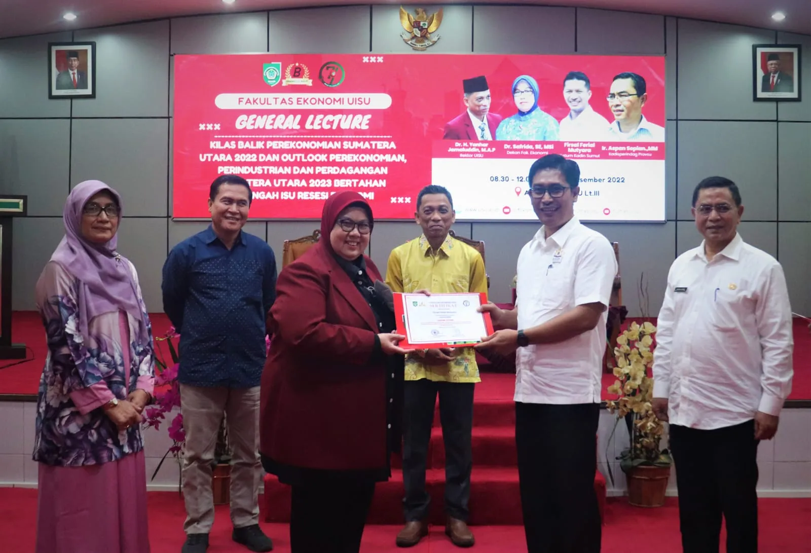Kuliah Umum Di UISU, Sikapi Isu Resesi 2023 Dengan Bijak