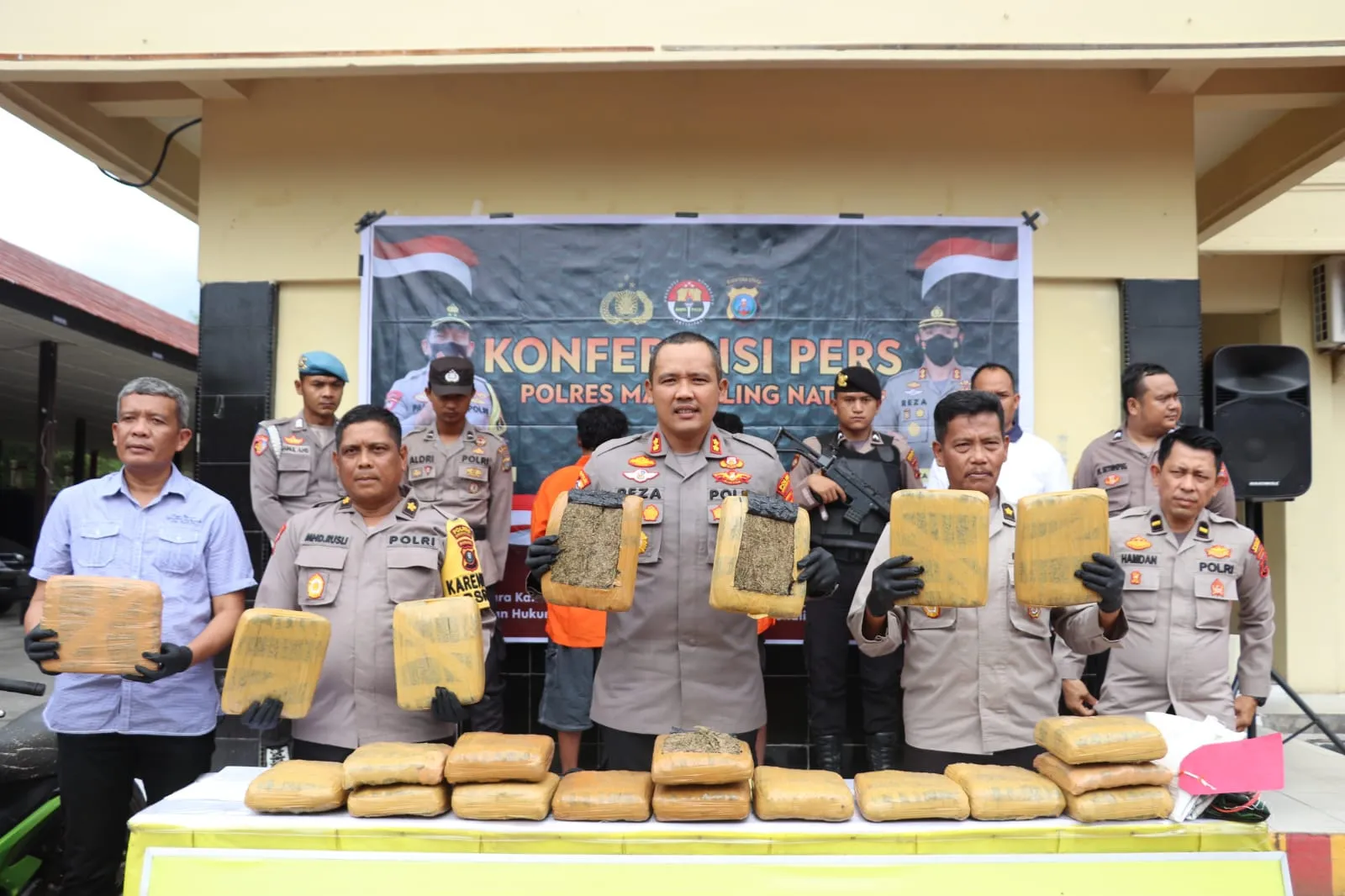 Ungkap Kasus Narkotika Jadi Kado Tahun Baru Polres Madina