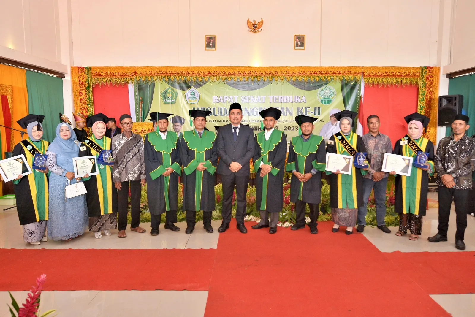 STIS Al-Aziziyah Sabang Wisuda 61 Mahasiswa Angkatan Kedua.
