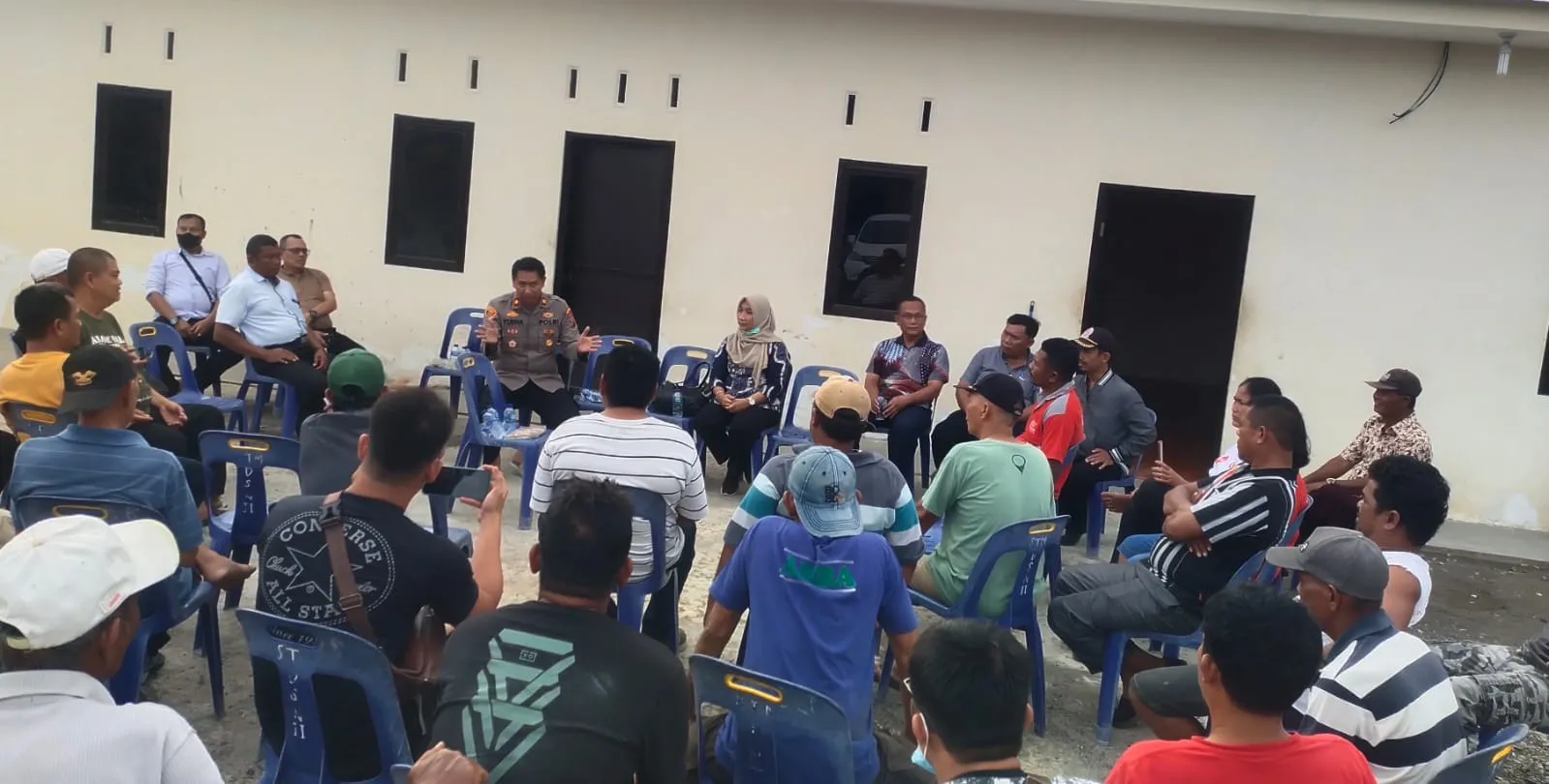 Jalan Kenduri Raya Sunggal Diportal Warga
