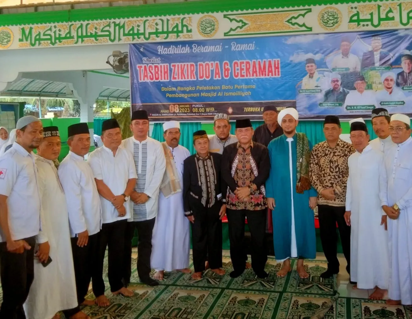 <em>Wabup DS Letakkan Batu Pertama Renovasi Total Masjid Al Ismailiyah</em>