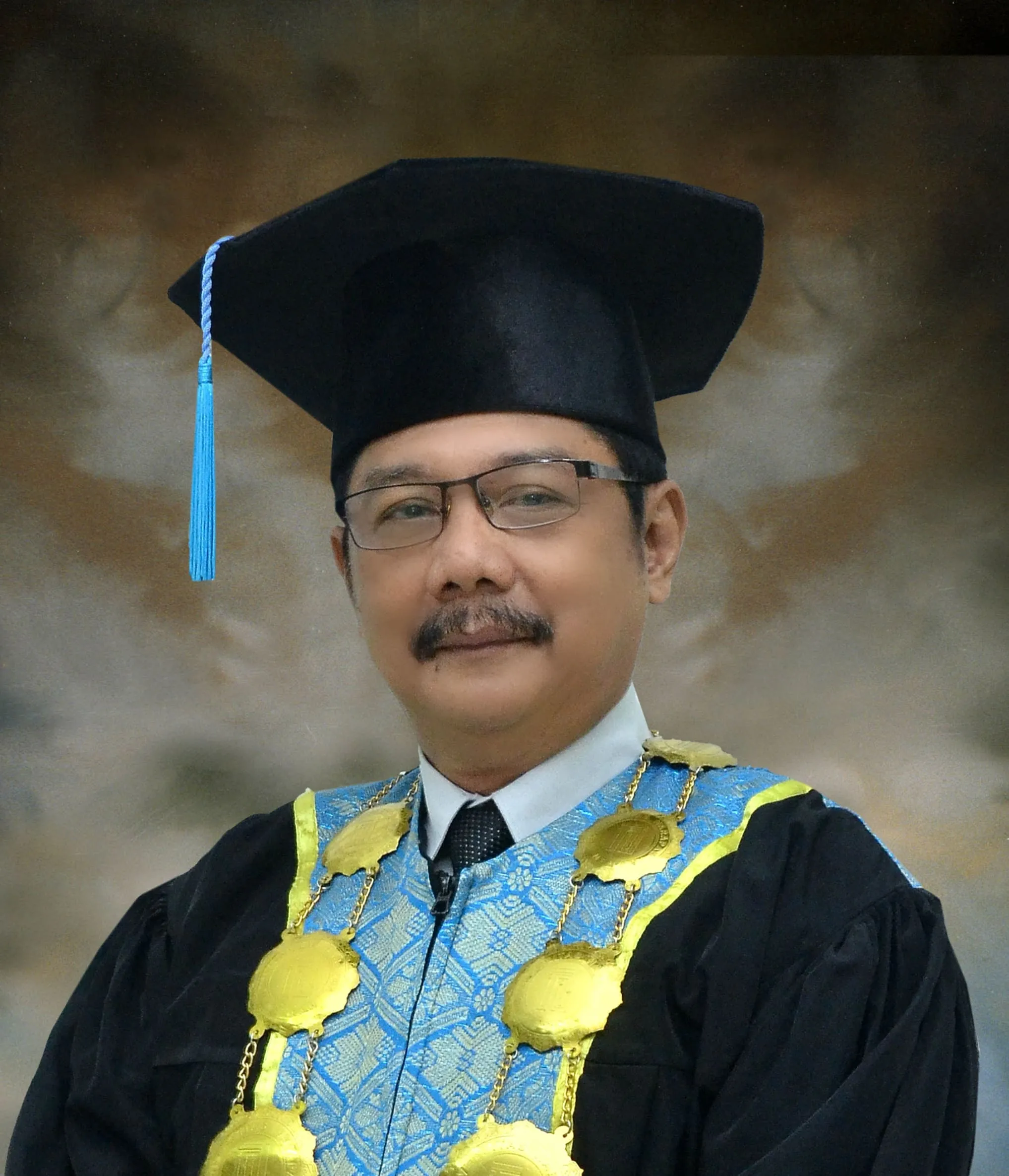 Dikukuhkan Sebagai Guru Besar, Prof. Drs. Sriadhi., S.T., M.Pd., M.Kom., Ph.D Bertekad Membawa UnHar Lebih Maju
