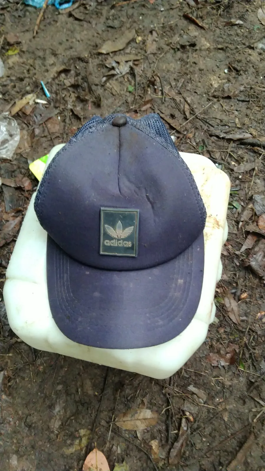 Ditemukan, Jejak Dan Barang Korban Hilang Di Tengah Hutan
