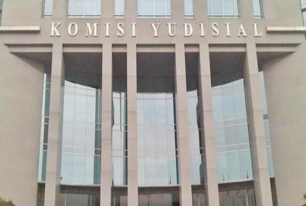 Komisi III DPR RI Dukung 3 Hakim PN Simalungun Dilaporkan Ke KY