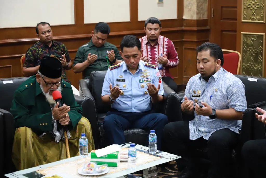 Pj Bupati Aceh Besar Sambut Baik Penerbangan Umrah Dari Bandara SIM