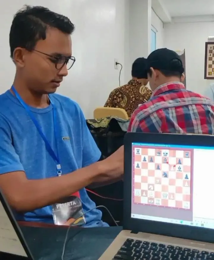 Rezi Firnanda Pegang Rekor Juara Catur Marathon Online LPA