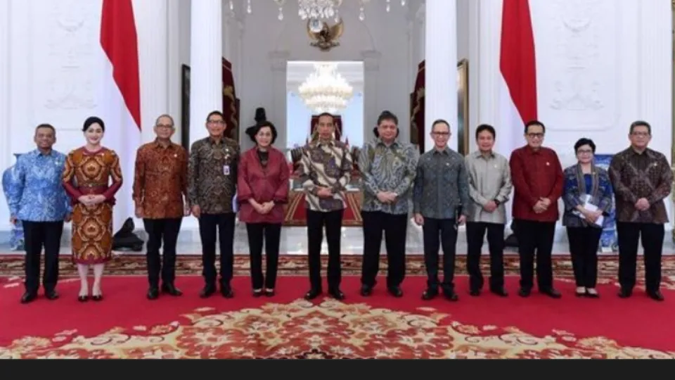 Jokowi Minta OJK, Pasar Modal Dan Asuransi Jaga Momentum Pertumbuhan