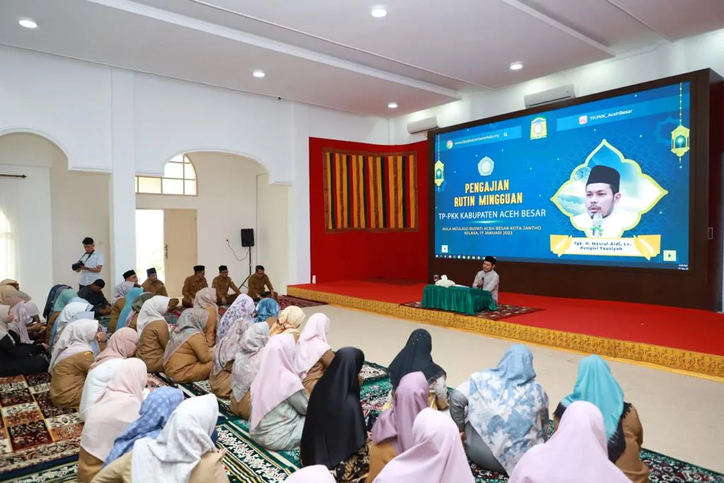 Pengurus TP-PKK Aceh Besar Adakan Pengajian Di Meuligoe