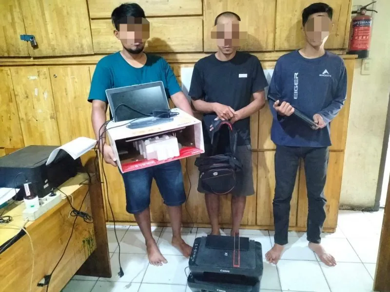 Komplotan Pembuat STNK Palsu Ditangkap Saat Nyabu