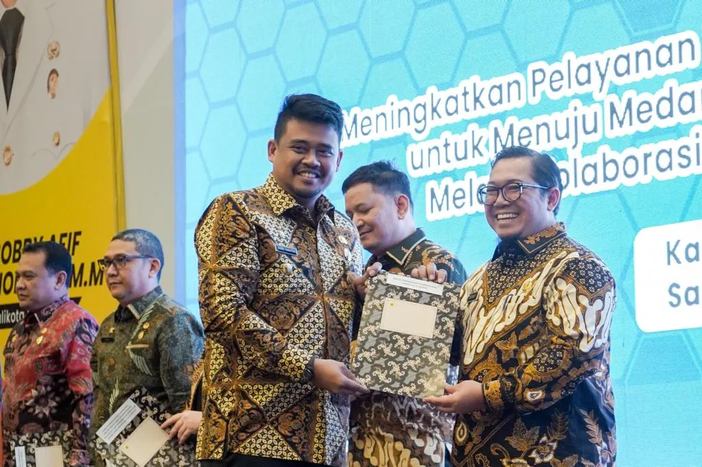 Bobby Ingatkan Pengerjaan Proyek Tepat Waktu