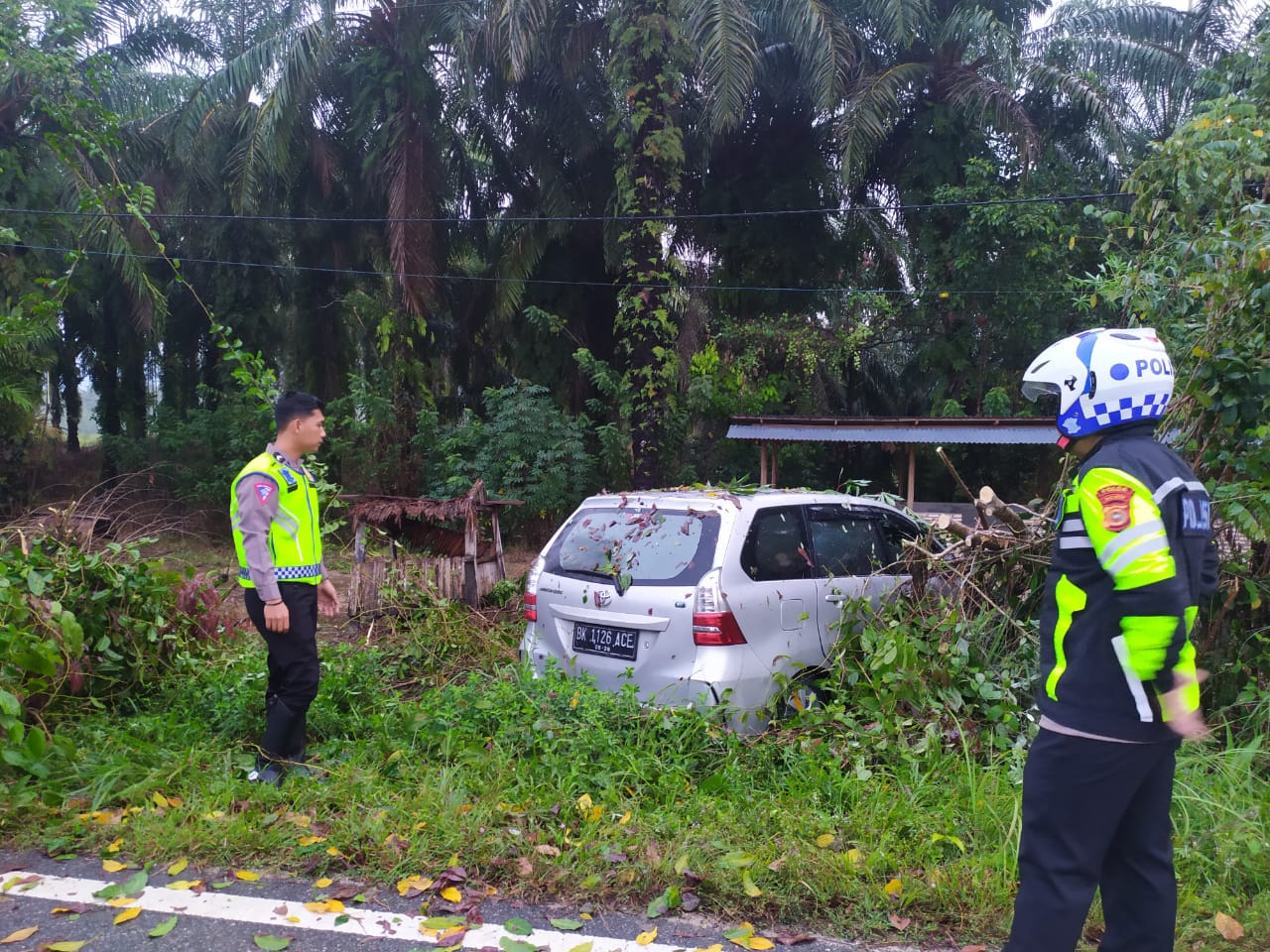 Laka Tunggal Di Subulussalam, Dua Warga Medan Luka Ringan