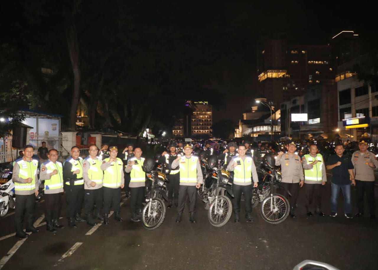 Malam Perayaan Imlek, TNI Polri Gelar Patroli Skala Besar